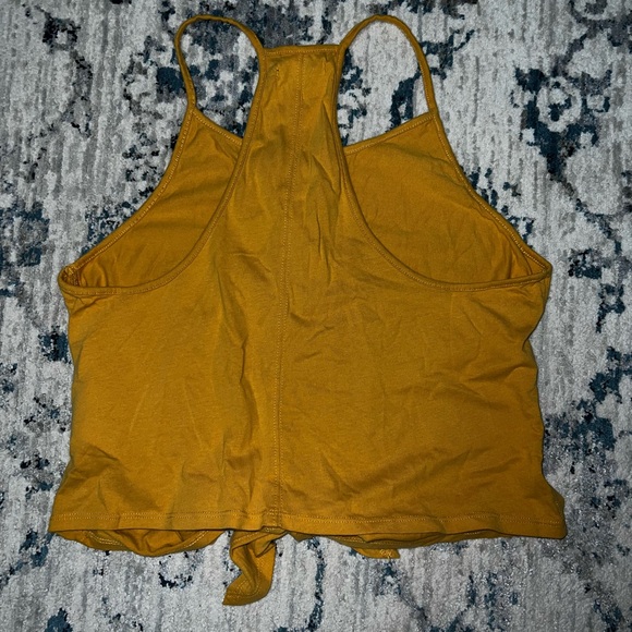 Abercrombie & Fitch Yellow Sleeveless Buttoned Tank Top - Picture 4 of 5